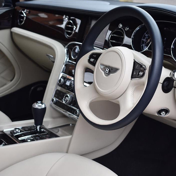 Luxury Mercedes Chauffeur Service Across London