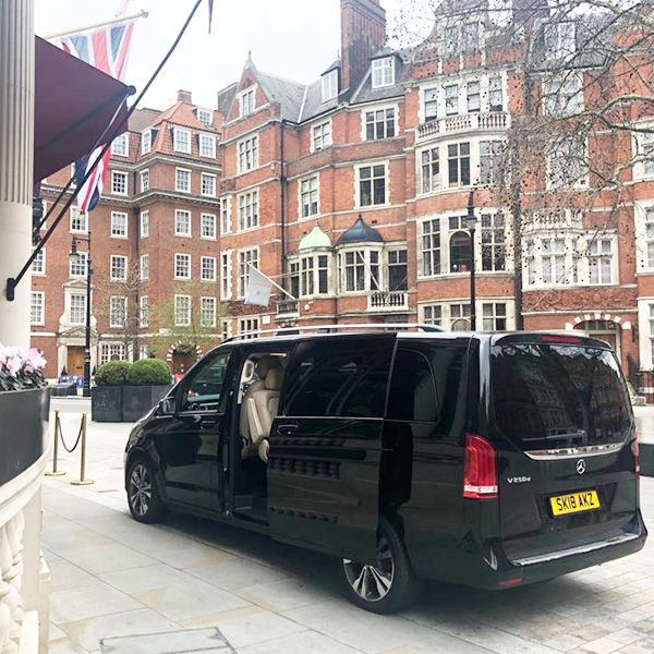 Luxury Mercedes Chauffeur Service Across London